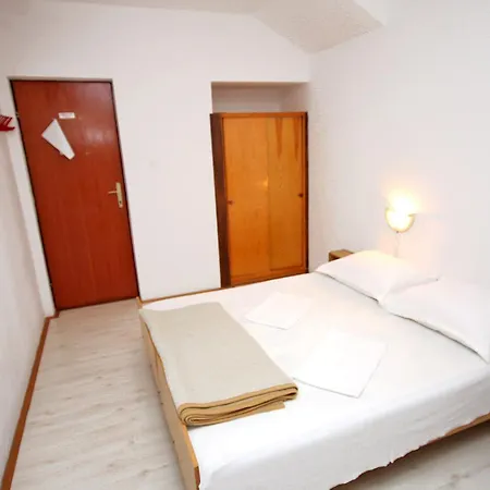 Double Podaca 2613g Pensjonat Drvenik Veliki