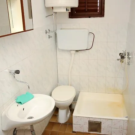 Double Podaca 2613g فيليكي درفينيك